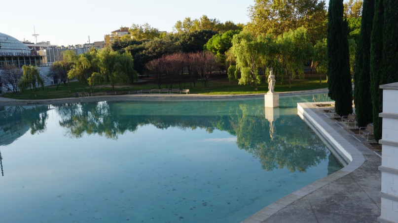 barcelonalocationplush745jpeg3