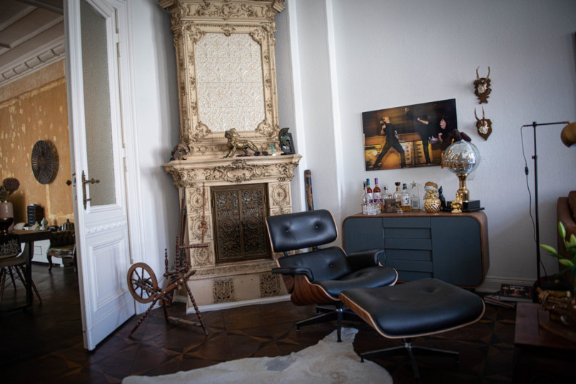 berlinlocationplush745jpeg4