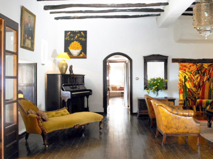 can talaias productions locaitons plush7419