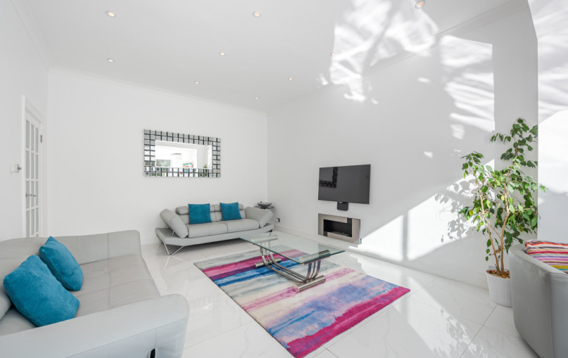 chandos house open plan reception 3