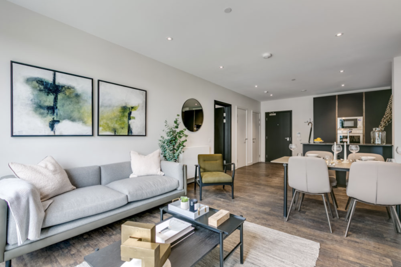 greenfordquay silverstein plush74 locations uk31