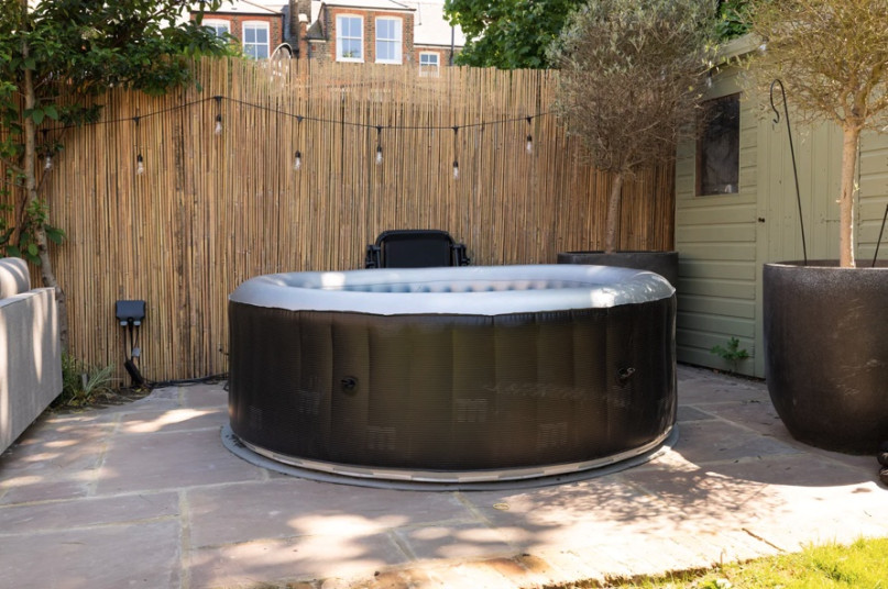 heaver house hot tub