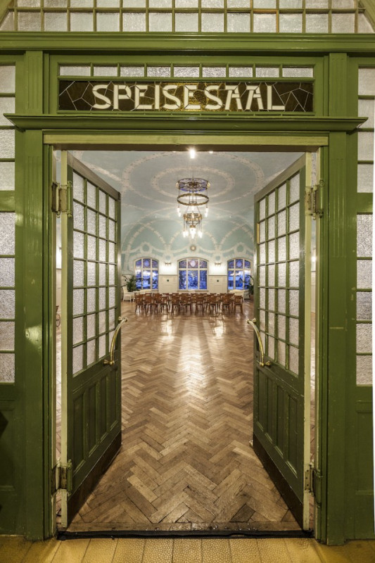 hotelswitzerlandlocationplush74 54 4 (1)