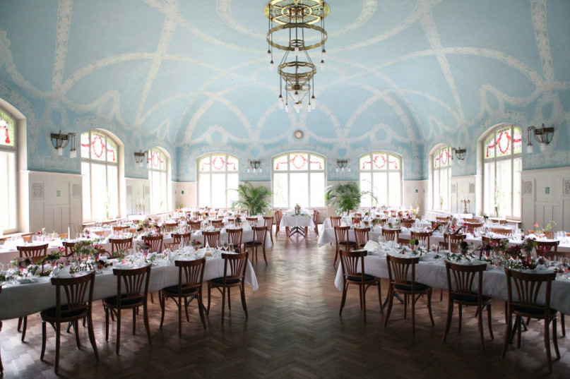 hotelswitzerlandlocationplush74 54