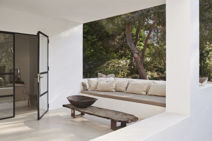 lovely locations ibiza furnet38