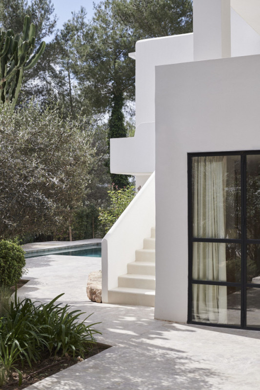 lovely locations ibiza furnet43