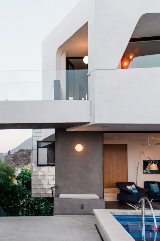 plus74 weiß vila usa la hollywood location21