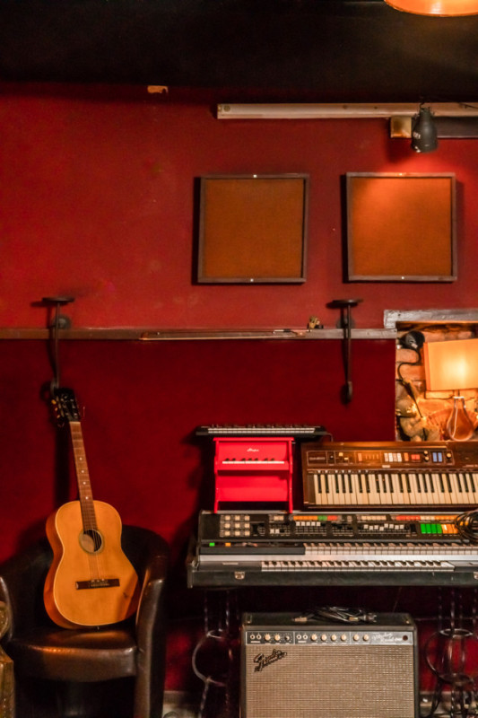 plush74 1920s roaring hideaway 3