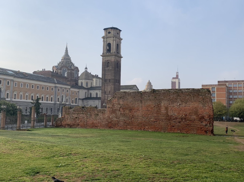 plush74 ancient roman city gate 6