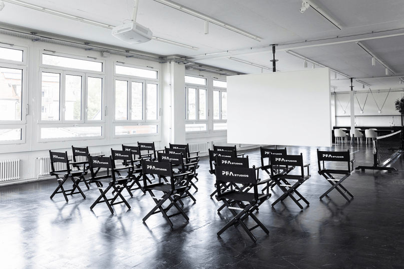 plush74 art gallery studio loft zurich 4