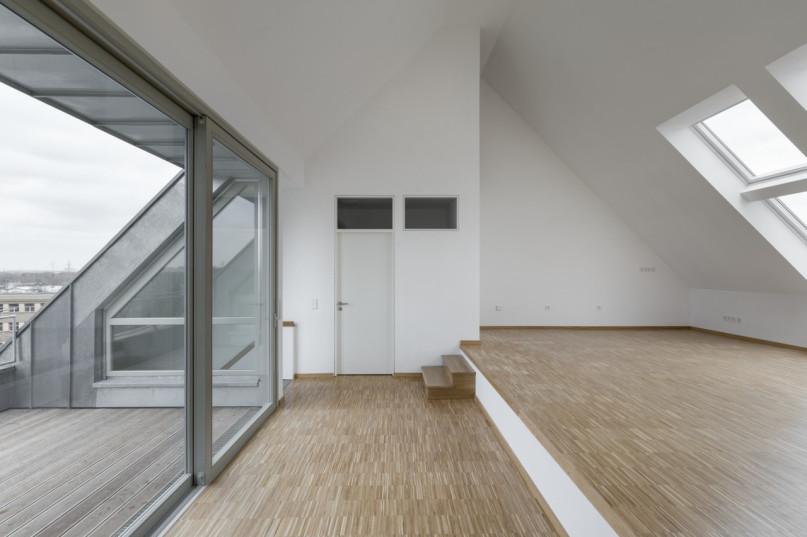 plush74 artist villa east berlin 18