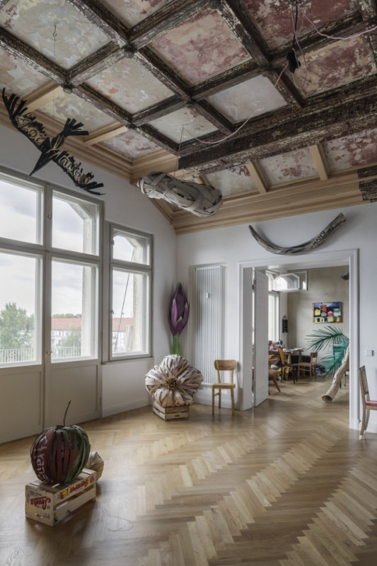 plush74 artist villa east berlin 4