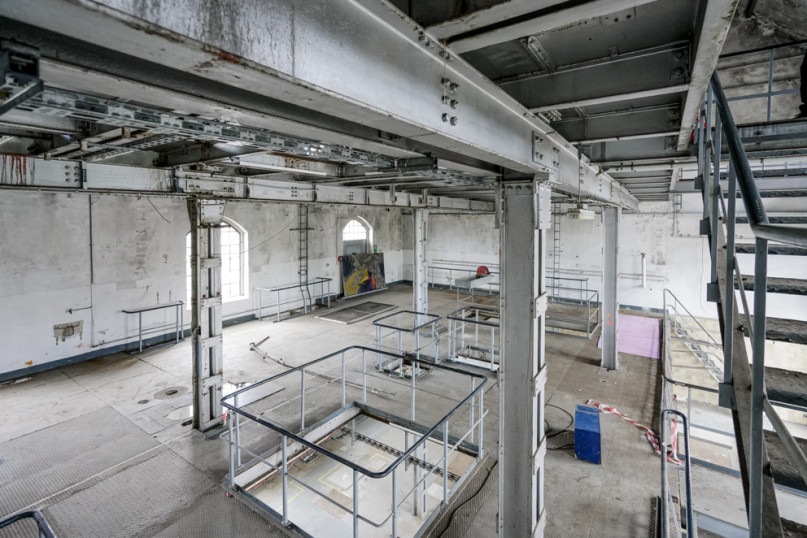 plush74 berlin warehouse industrial gallery art location film photo event scout 52 (1)