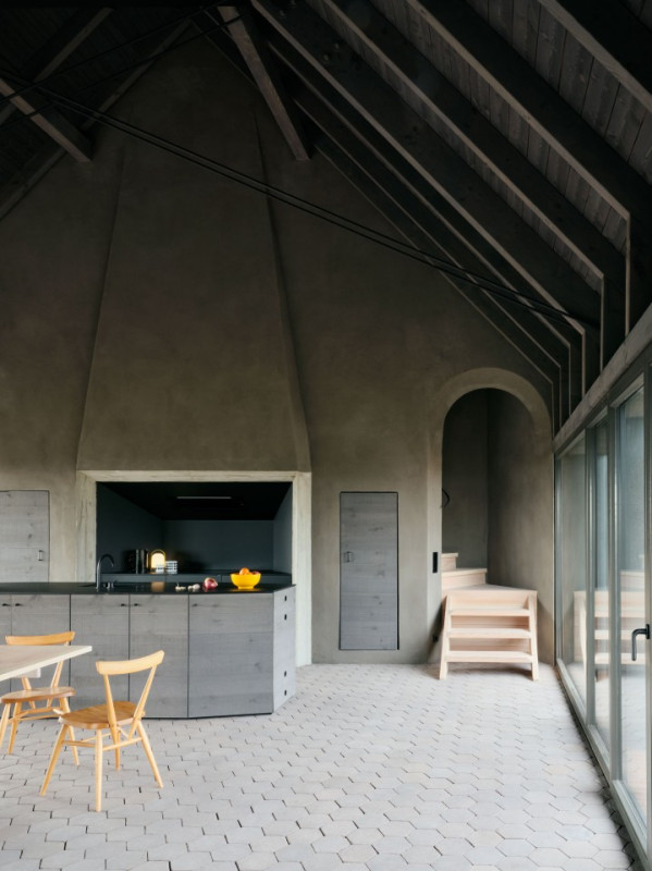 plush74 black country house 4