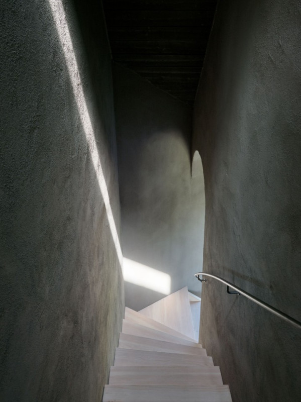 plush74 black country house 9