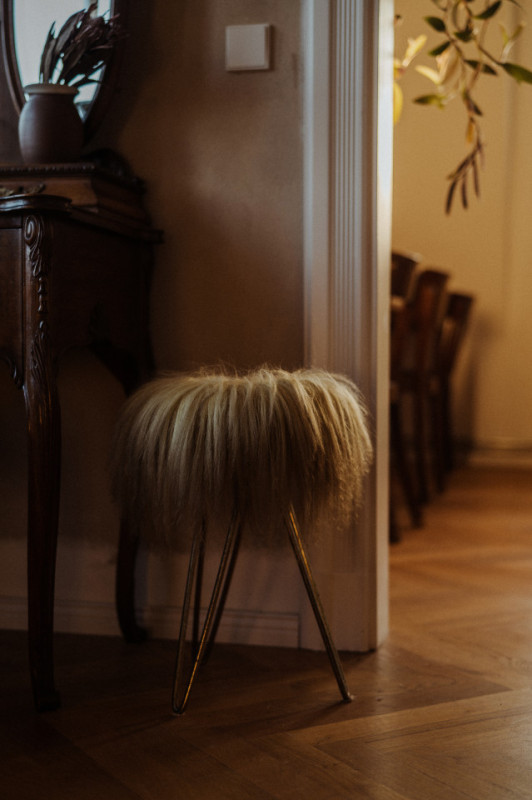 plush74 black studio 23