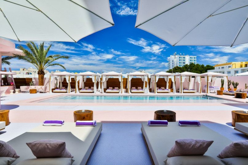 plush74 boutique hotel ibiza 11