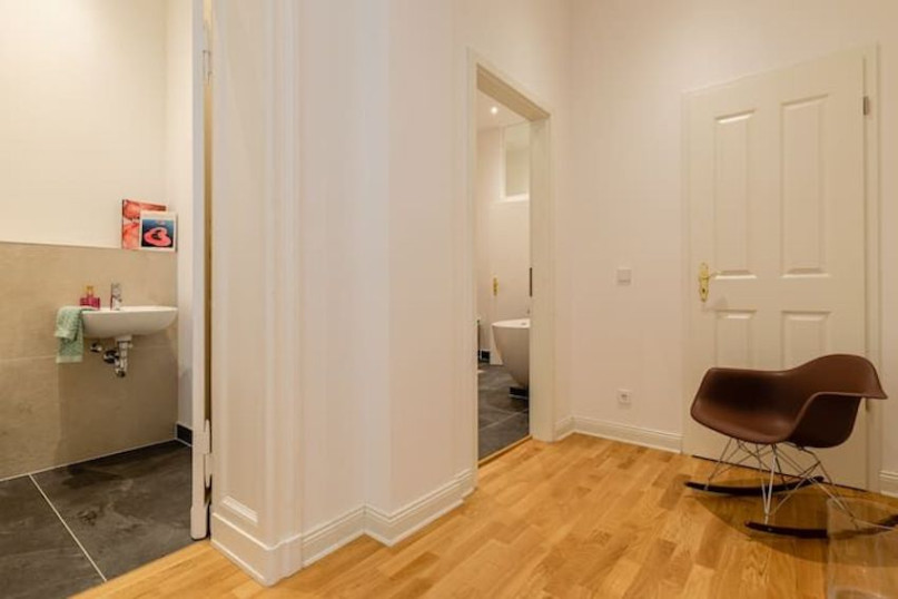 plush74 bright apartment west berlin 19(1)