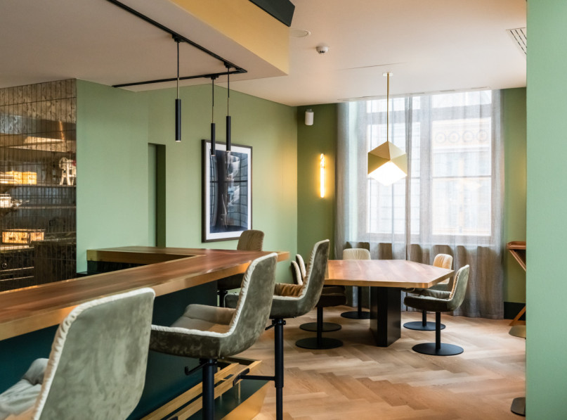 plush74 central pearl 7