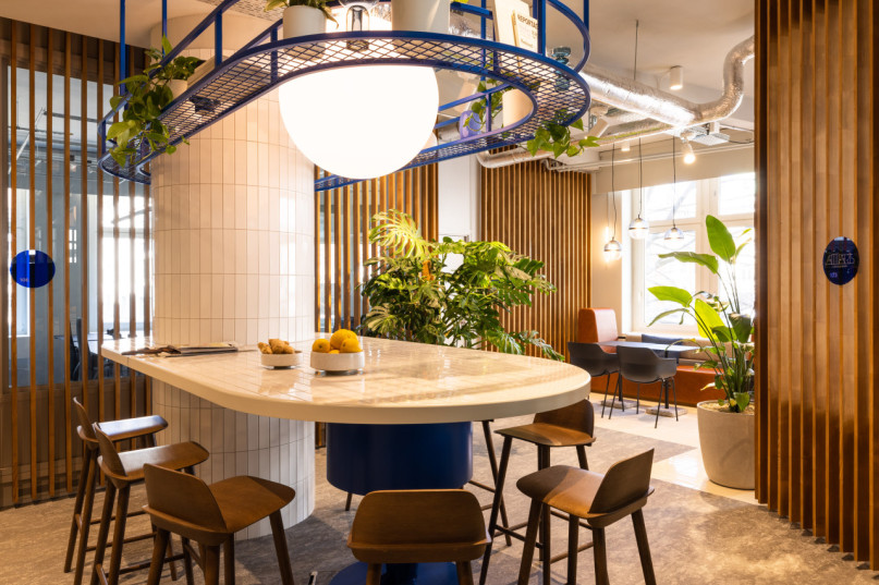 plush74 central workspace charm 11(1)