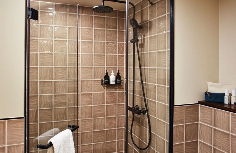 plush74 charlottenburgs elegant modern retreat 22