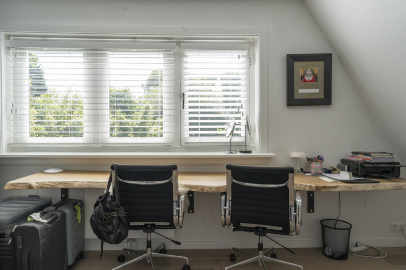 plush74 clean modern villa laren 27