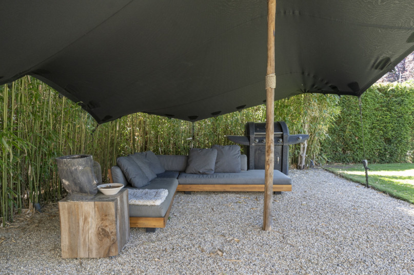 plush74 clean modern villa laren 51