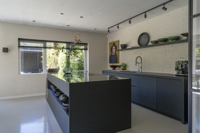 plush74 clean modern villa laren 7