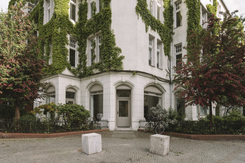 plush74 contemporary showroom berlin 2(1)