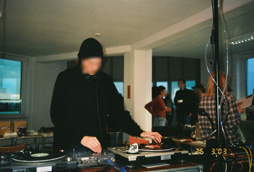 pluche74 verbouwde kantoorgalerij 30