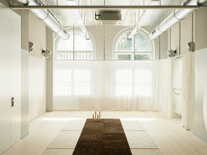 plush74 design sports studio 13