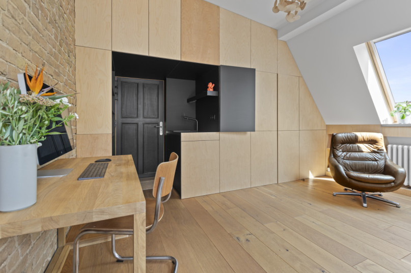 plush74 duplex loft with studio terrace 12