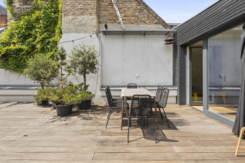 plush74 duplex loft with studio terrace 15