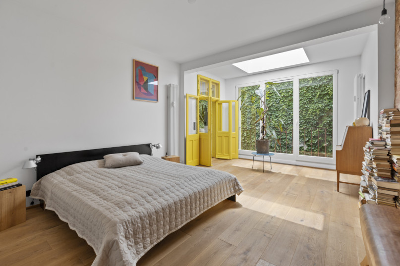 plush74 duplex loft with studio terrace 18