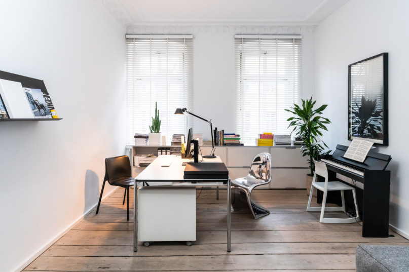 plush74 elegant bw apartment 19