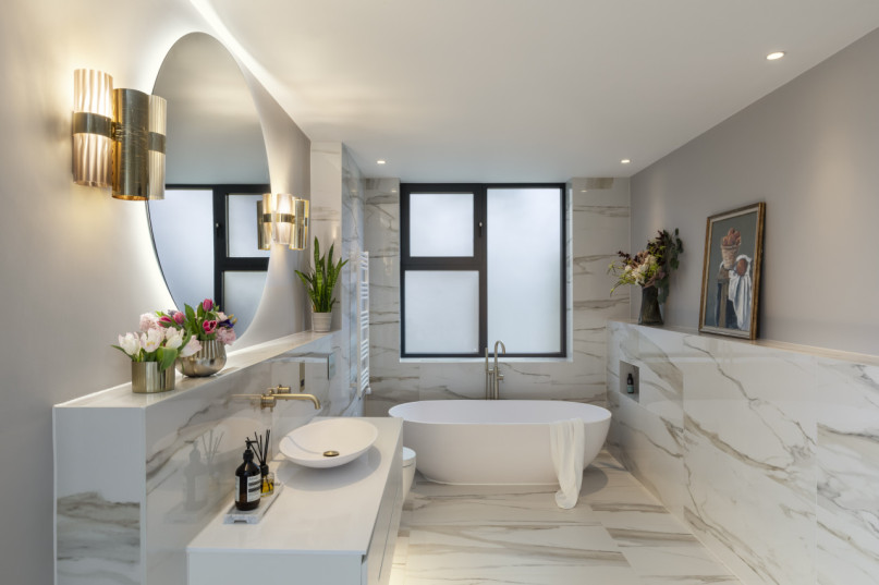 plush74 esher location house 5