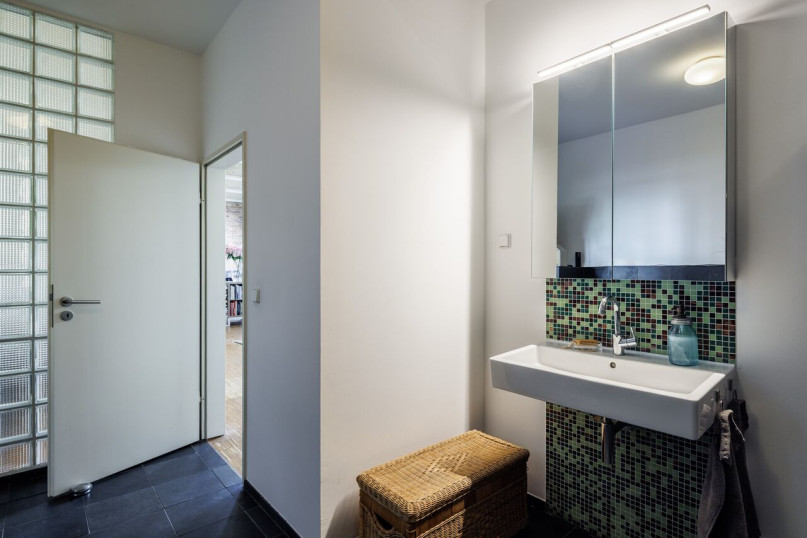 plush74 factory courtyard loft 11