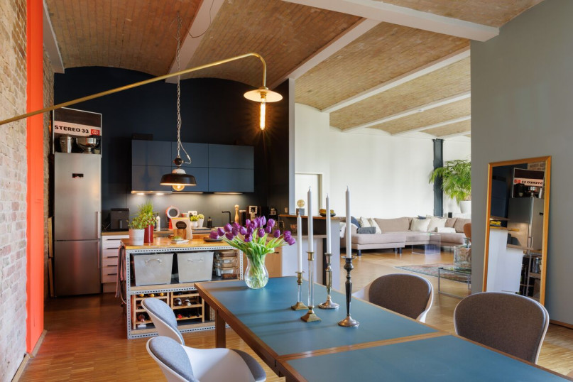 plush74 factory courtyard loft 7