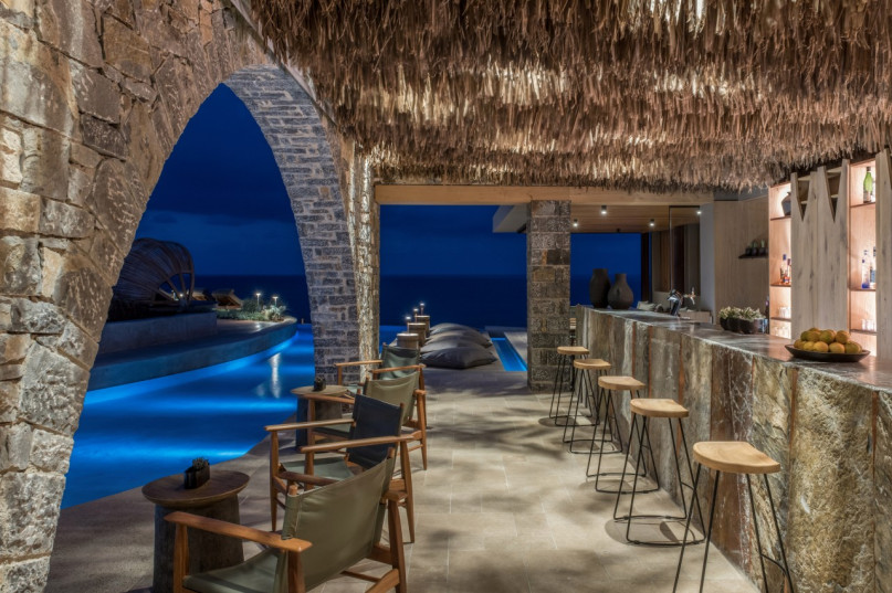 plush74 film photo event hotel greece luxury bar00009