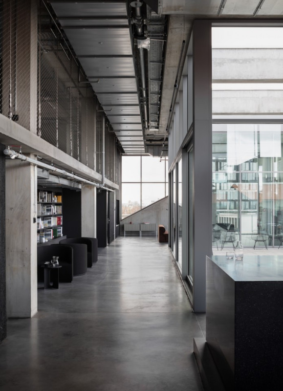 plush74 film foto event location deutschland münchen rooftop kitchen sports suite 4