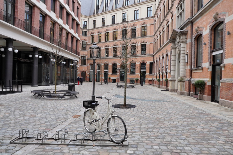 pluche74 film foto evenement locatie hamburg duitsland straten palishof1