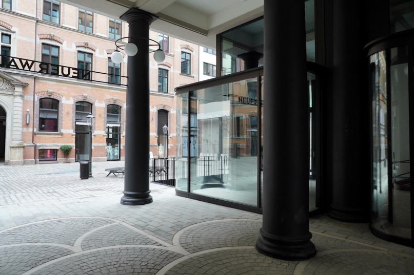 pluche74 film foto evenement locatie hamburg duitsland straten palishof15