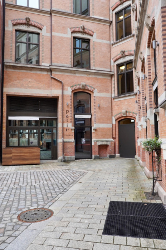 pluche74 film foto evenement locatie hamburg duitsland straten palishof16