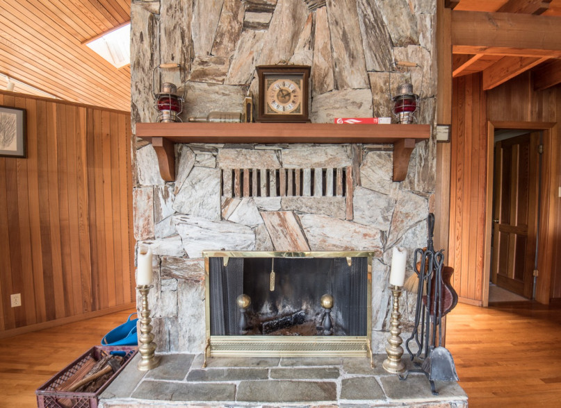 plush74 film photo event location lakefront lakehouse unique bc canada 20