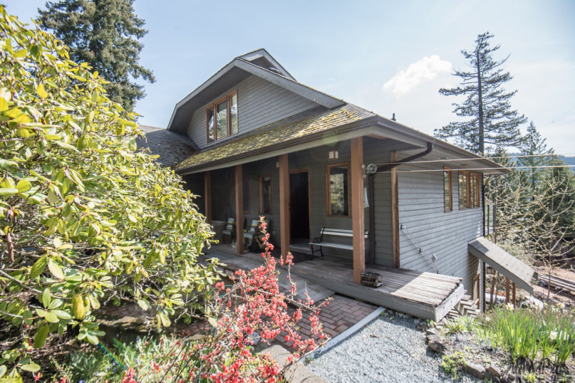 plush74 film photo event location lakefront lakehouse unique bc canada 40