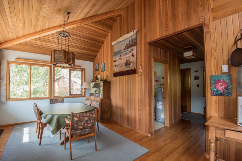 plush74 film photo event location lakefront lakehouse unique bc canada 7