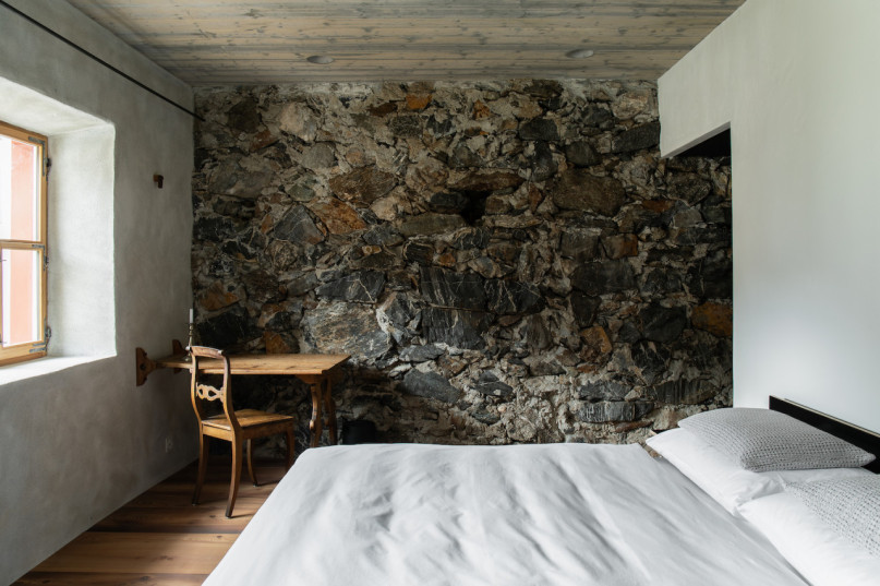 plush74 film photo event location switzerland engadin ardez house loft 42