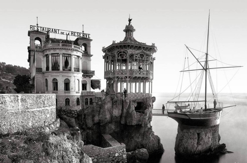 felpa74 película foto restaurante00005