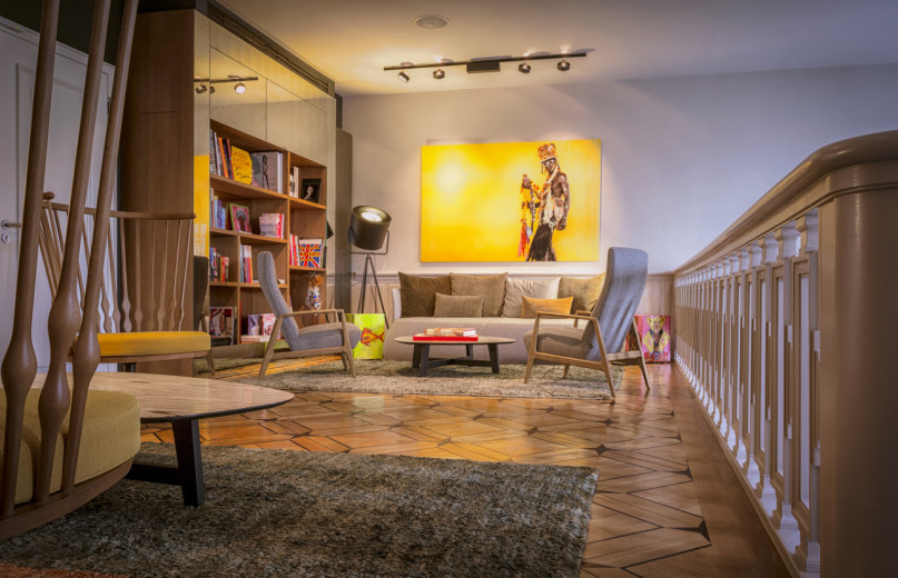 pluche74 film fotoshoot locatie scouting berlijn bar hotel9