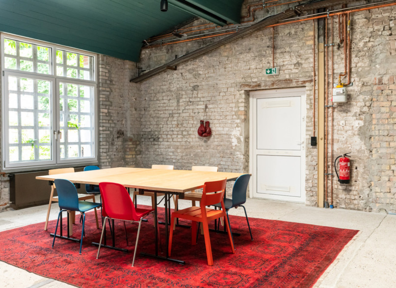 plush74 film photo shooting location scouting berlin event space bricks venue15